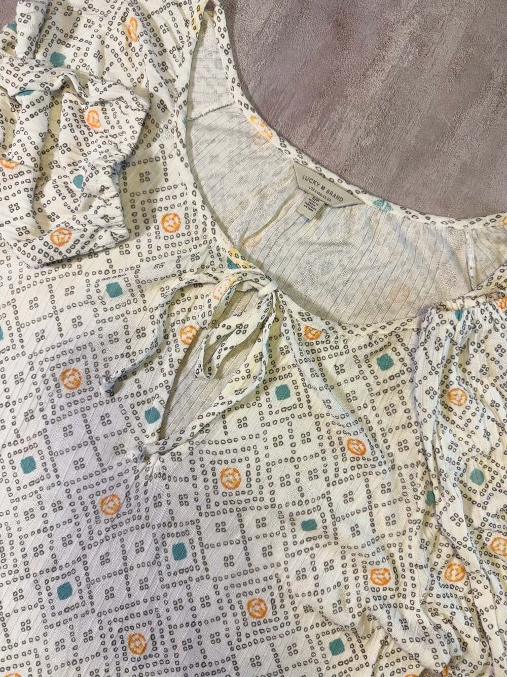 Lucky Brand Women's Size S/P Printed Tie-Neck Blouse